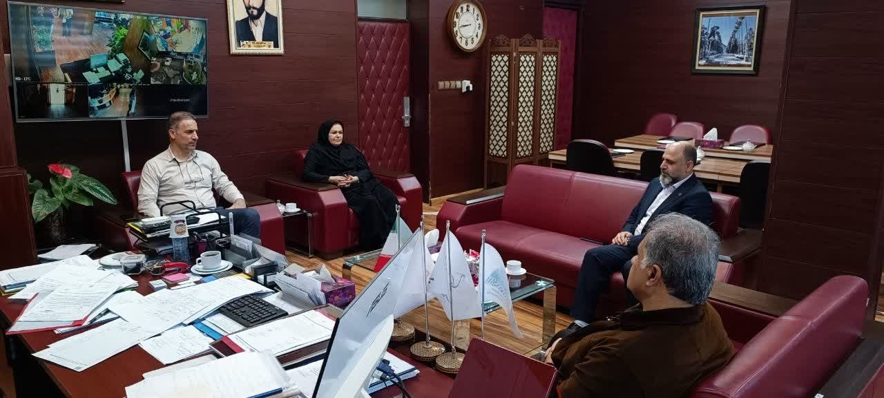 دیدار ریاست بانک شهر با شهردار و رئیس شورای اسلامی شهر رامسر به جهت مشارکت بیش از پیش